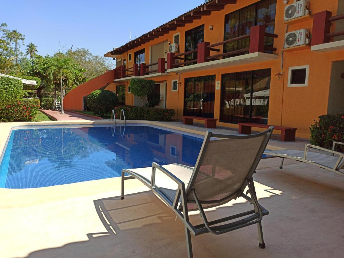 Hotel J.B. Zihuatanejo Dış mekan fotoğraf