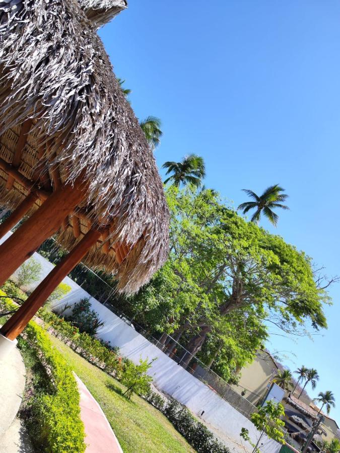 Hotel J.B. Zihuatanejo Dış mekan fotoğraf