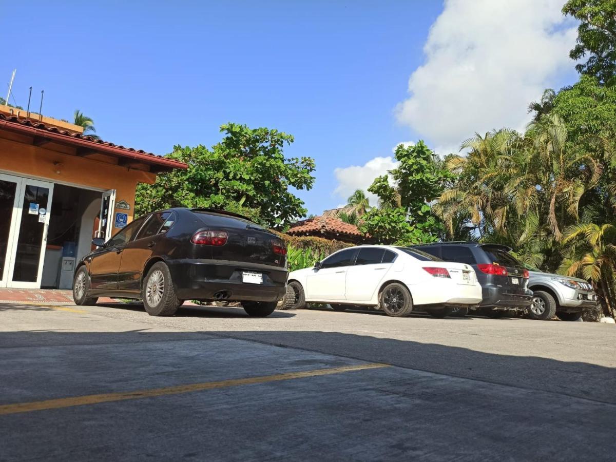 Hotel J.B. Zihuatanejo Dış mekan fotoğraf