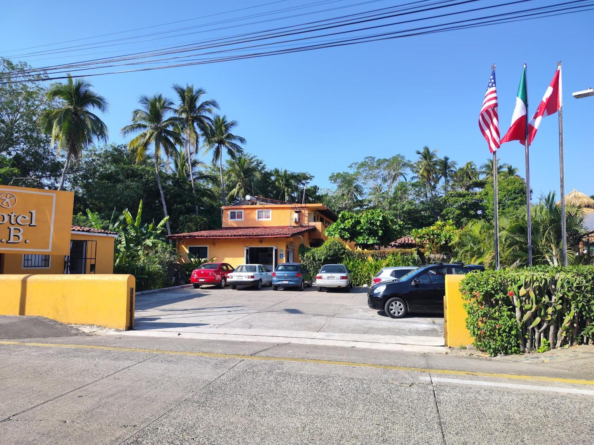 Hotel J.B. Zihuatanejo Dış mekan fotoğraf