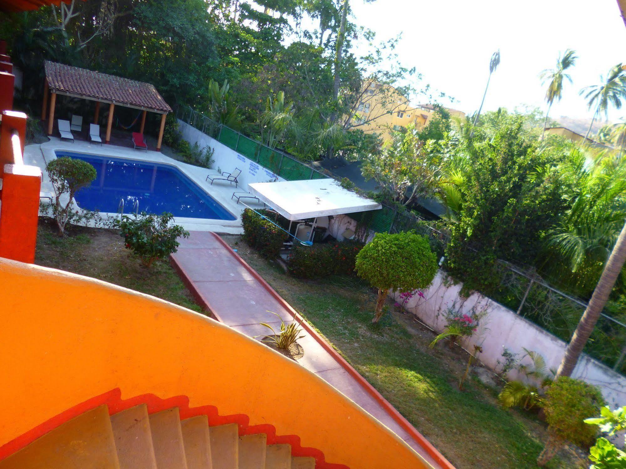 Hotel J.B. Zihuatanejo Dış mekan fotoğraf
