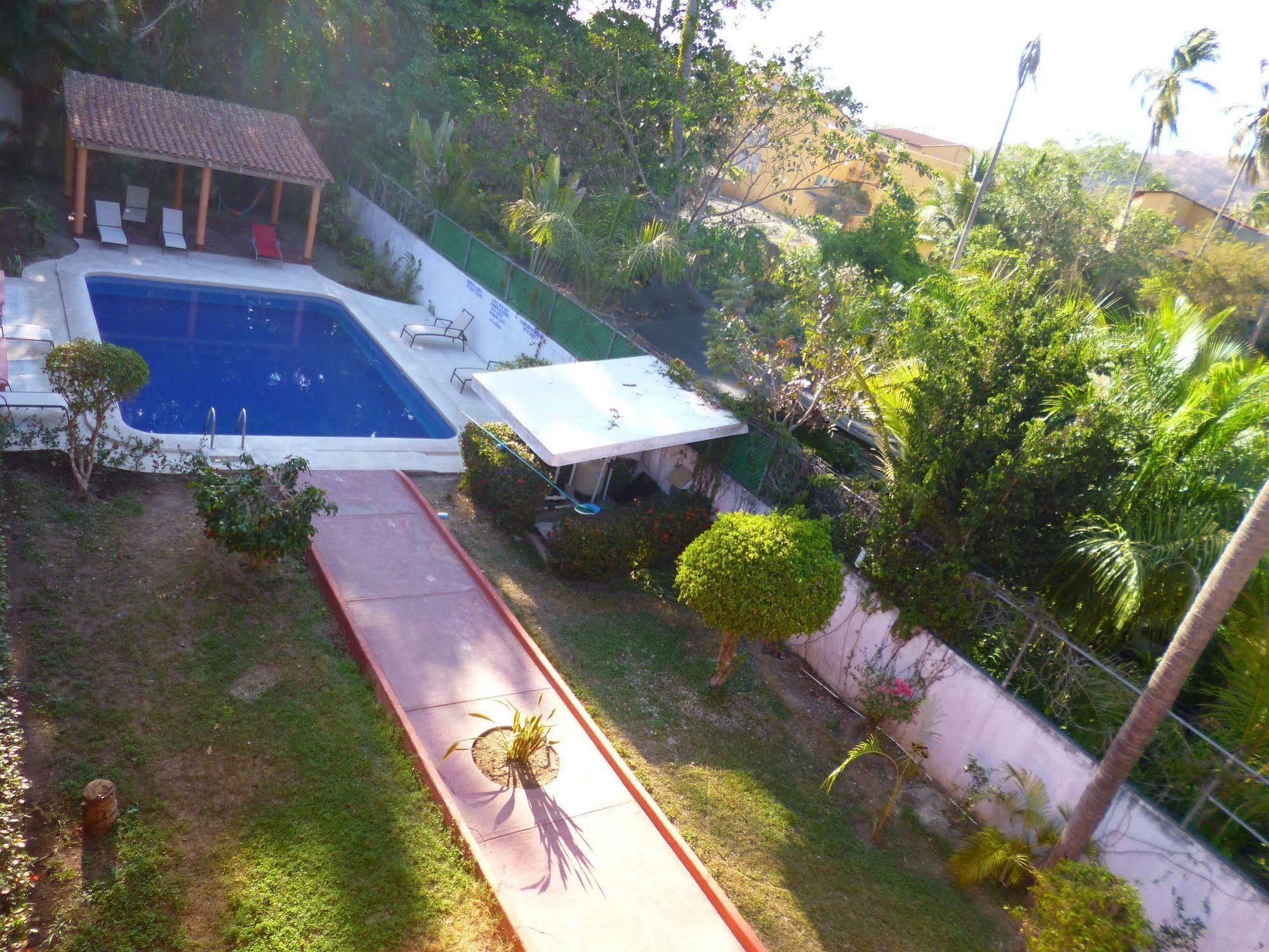 Hotel J.B. Zihuatanejo Dış mekan fotoğraf