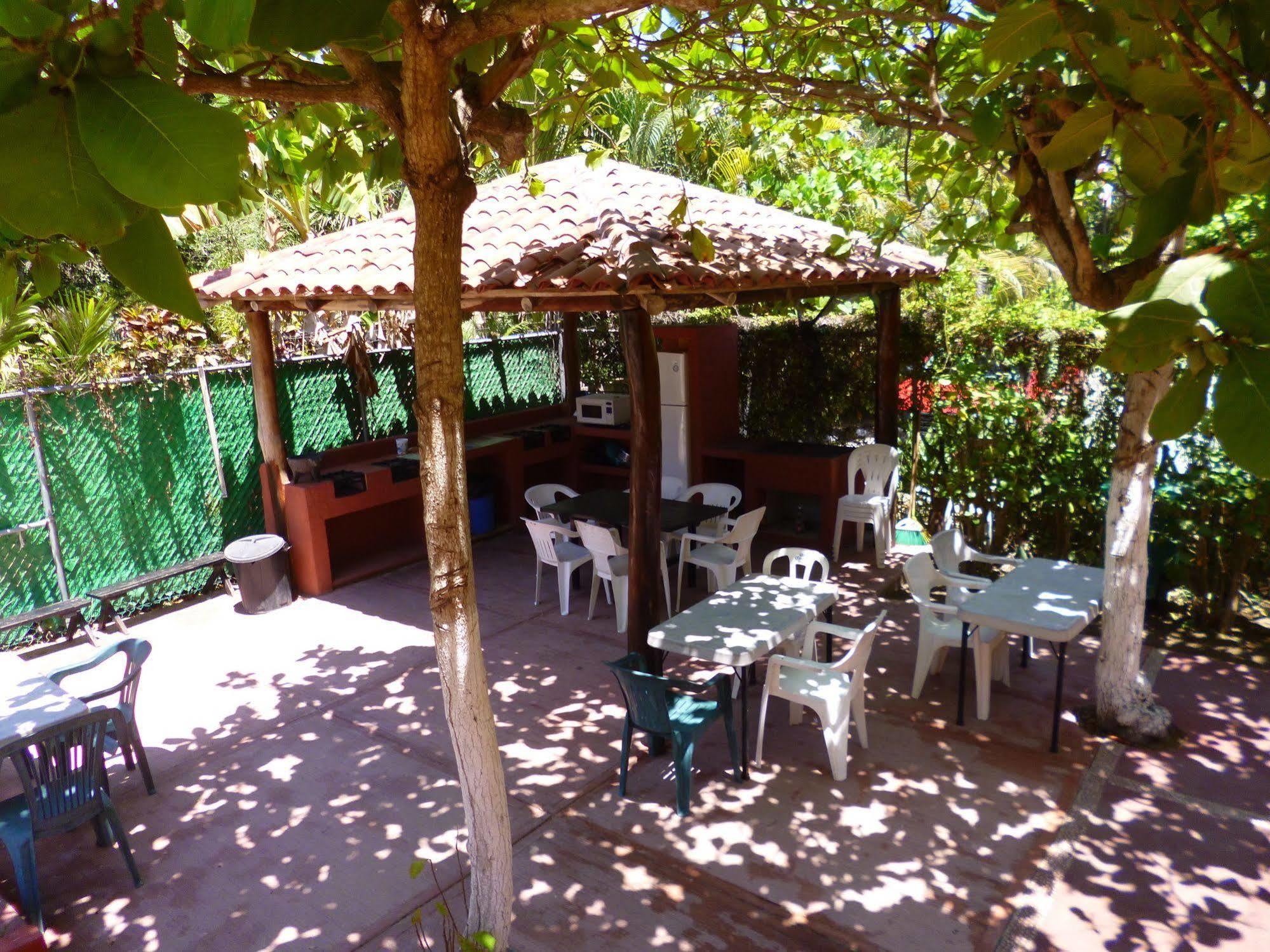 Hotel J.B. Zihuatanejo Dış mekan fotoğraf